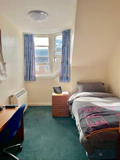Room near UoE central campus (UoE student only) Main Photo