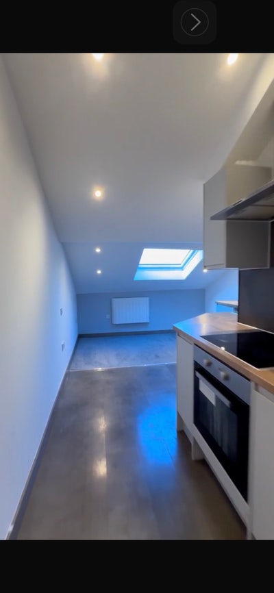 Affordable Room Available  Main Photo