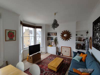 En suite loft room in accessible Kensal Green Main Photo