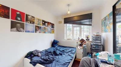 Double Room- Poplar- Bills Included Main Photo