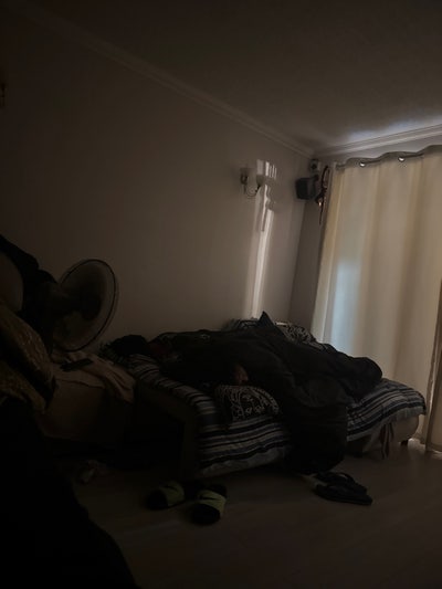 Double bed available in thronton heath Main Photo