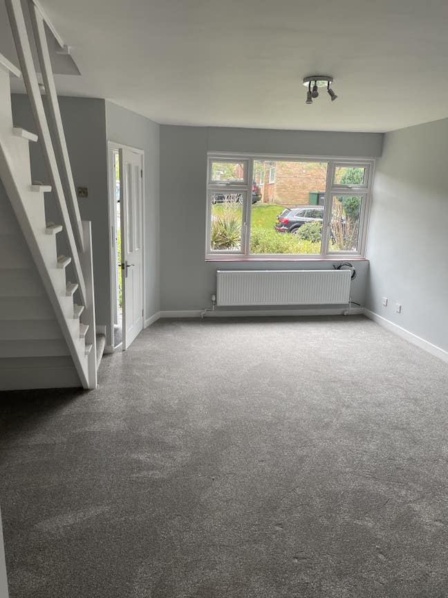 Three bed house in Reigate to Let Main Photo