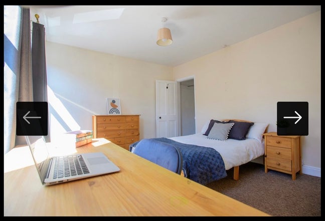 Student Room | 2 Weeks Free + No Deposit  Main Photo