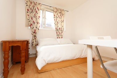 ⚡ District & H&C Lines! Room in Upton Park (E13) ⚡ Main Photo