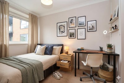 ⚡ Jubilee & Elizabeth Lines! Room in Canary Wharf⚡ Main Photo