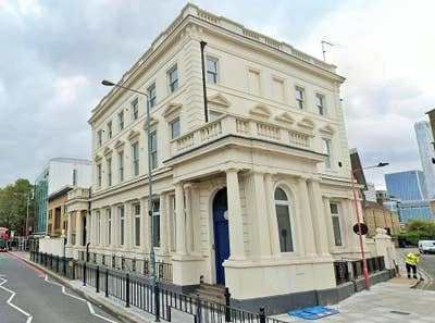 *Just Next to Canary Wharf-Furnished Room* Main Photo