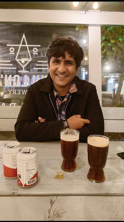 Looking for a room in a friendly flat Main Photo