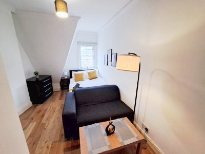 💎 Double Room 2 Min from Highbury & Islington 🚆 Main Photo