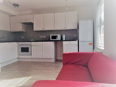 Large 3Bed 2Bath Prince Albert Mews Battersea SW11 Main Photo