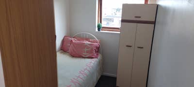 Room for rent in a very clean flat. Main Photo