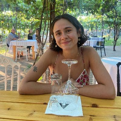 Looking for a room! Main Photo