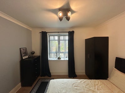Double Bedroom near Coventry train station Main Photo