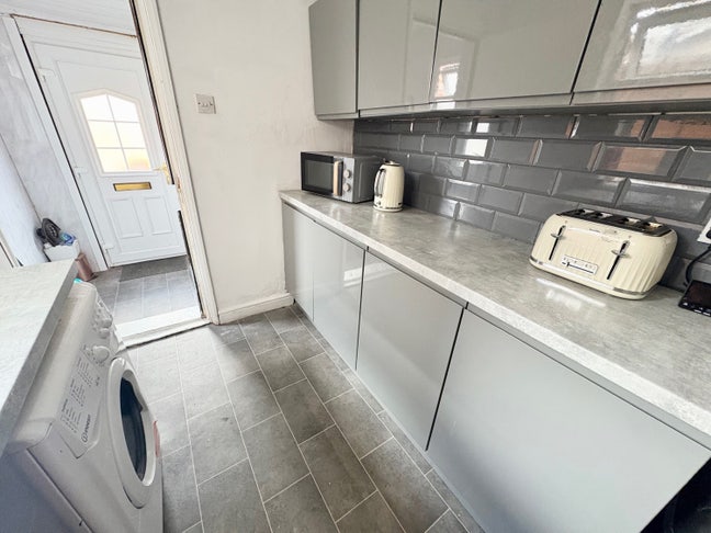Female house share in Brampton, Chesterfield  Main Photo