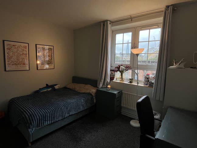 Double Room available in 4-bed flat near Tower Hil Main Photo