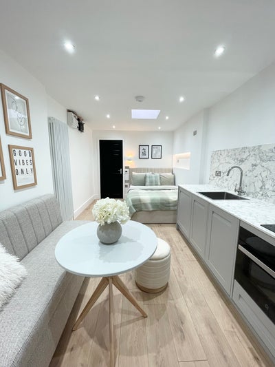 Modern Self-Contained Studio *All Bills Included* Main Photo