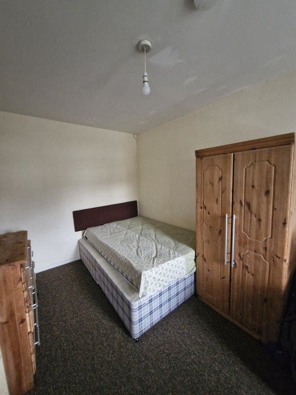 Urgent: Furnished Room in Harborne Lane, Selly Oak Main Photo