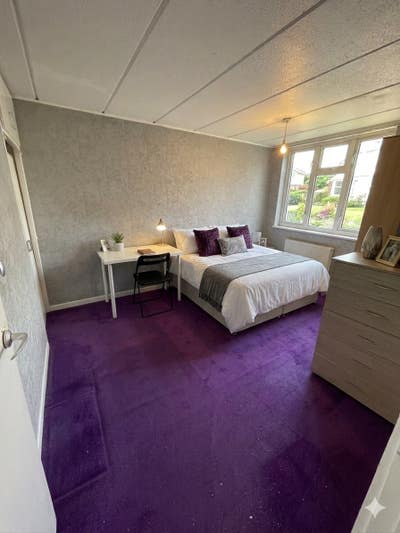 Amazing Bright Double Room Ready To Move In  Main Photo