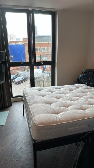 Ensuite Roomshare in Wembley Park Main Photo