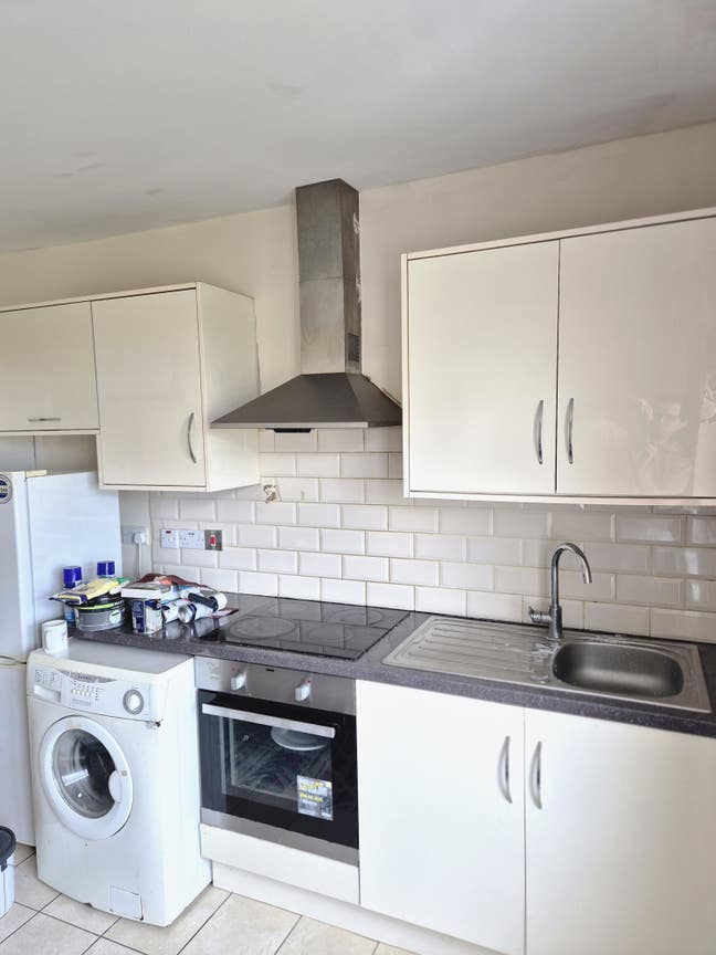 Large double room Main Photo