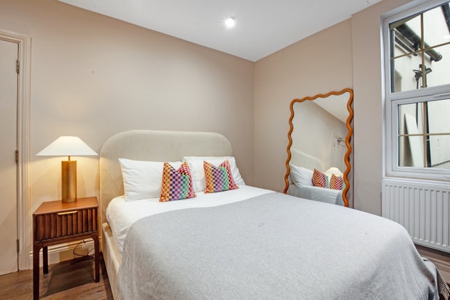 🔥High End House Share City Centre🔥 Parking Include Main Photo