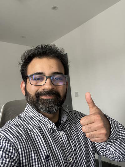 Professional Male seeks a double room Main Photo