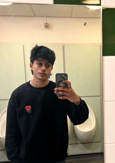 Looking for a room/buddy up! Main Photo