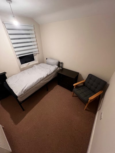 Female tenants only Main Photo