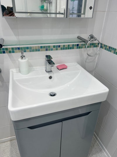 Double room rent newly renovated house  Main Photo