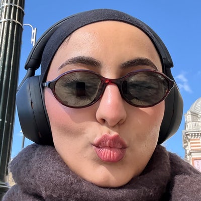 Hi, I’m Rawan, a pharmacist starting a new ... Main Photo