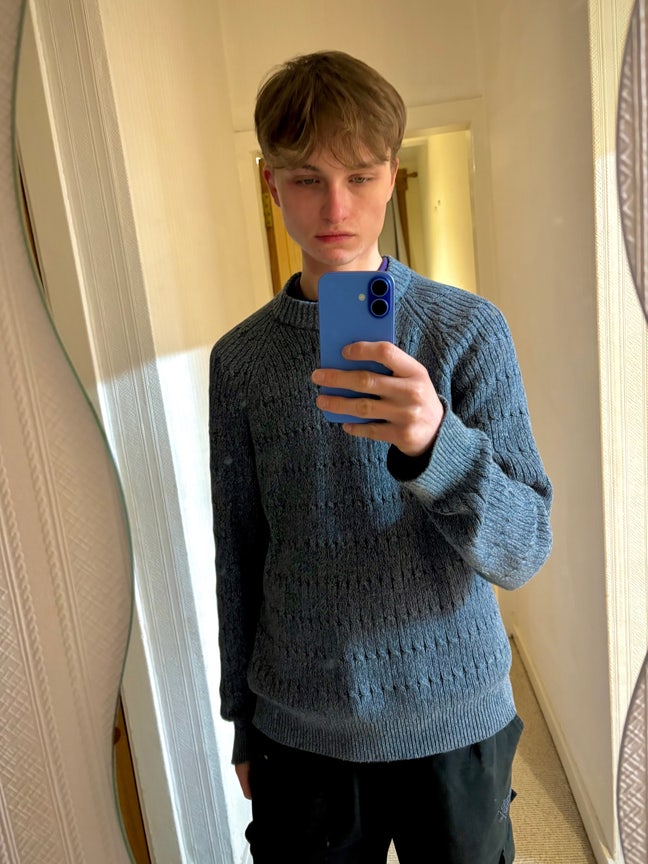 Seeking a Long-term Flat in Edinburgh Main Photo