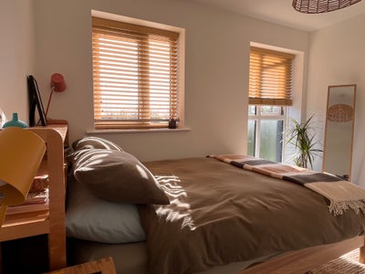 Double room with en-suite for rent bills included Main Photo