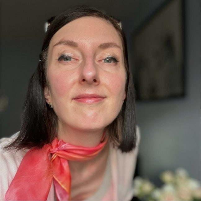 Quiet professional looking for a room Main Photo