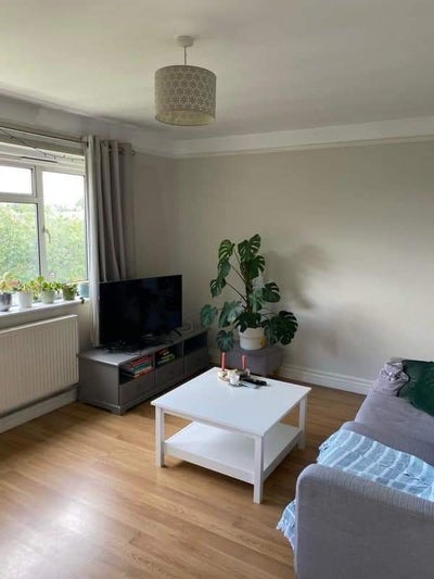 Bright spacious room in Brixton Main Photo