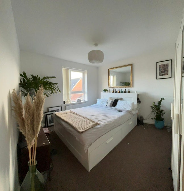 Spacious Double rooms | 15 mins 🚶to Town Main Photo