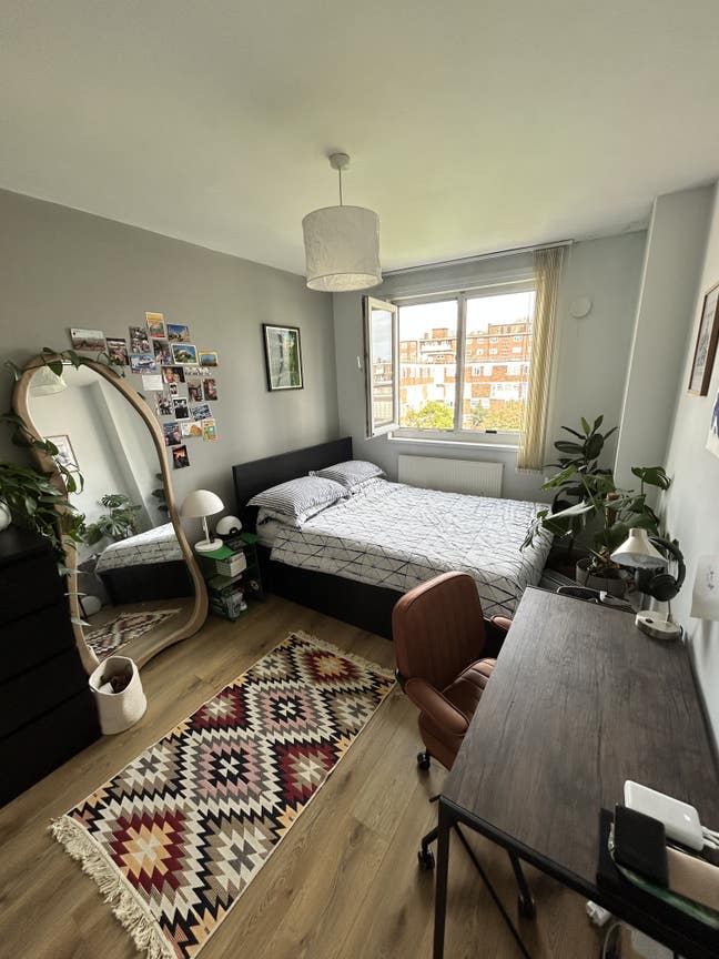 Bright 1 bed 5 minutes from Hoxton for 5 months Main Photo