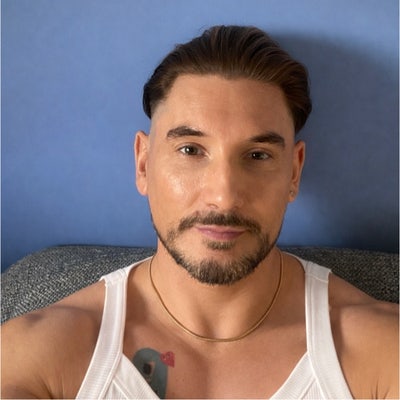 Creative, tidy and easy going looking for a room Main Photo