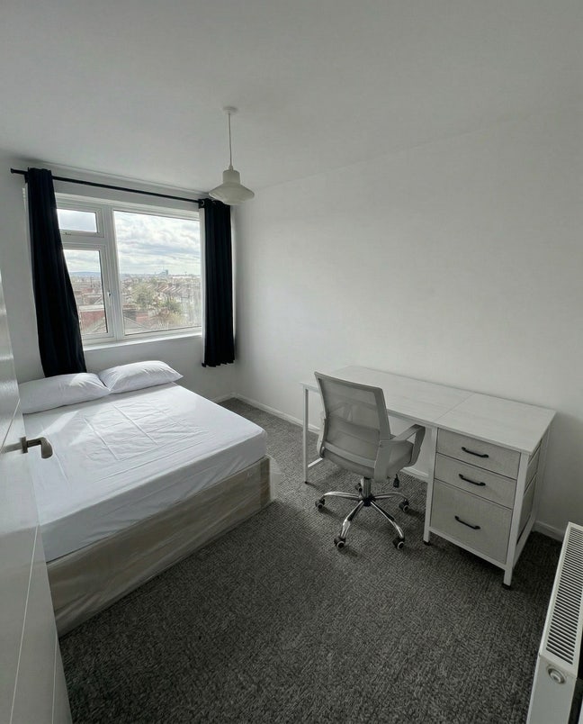 🌟 Room for Female – &pound;800 PCM (All Bills Included) Main Photo