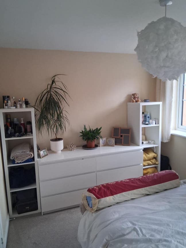 Room to rent Main Photo