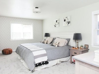 Looking for room or flat for couple  Main Photo