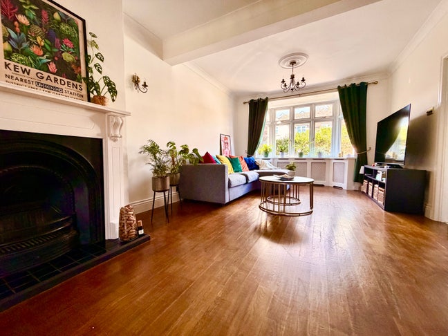 ☀️ 2 DOUBLE bedrooms in Romford from July 2026 ☀️ Main Photo