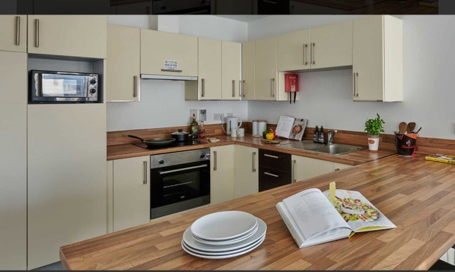 Room for rent Main Photo