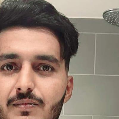 Couple seeks double room Main Photo