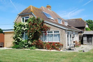 Glorious house with sauna and gardens for 4 share Main Photo