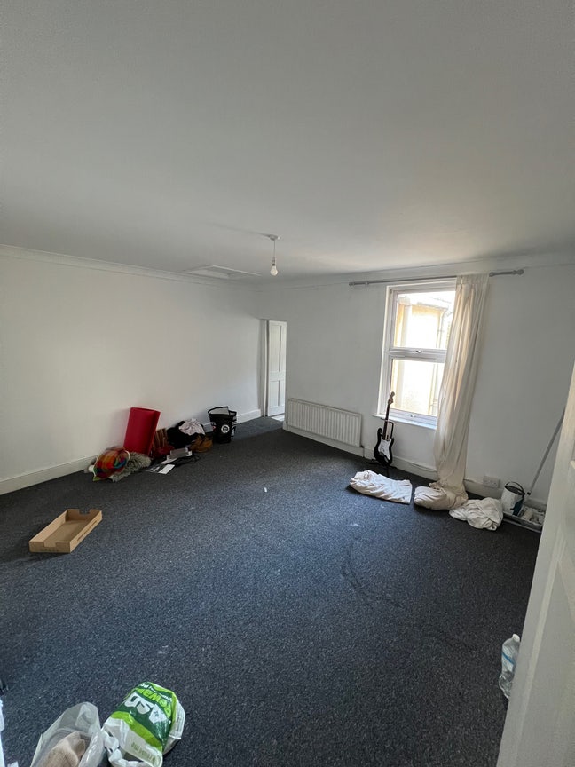 BS5 Easton House, Tennant needed ASAP Main Photo