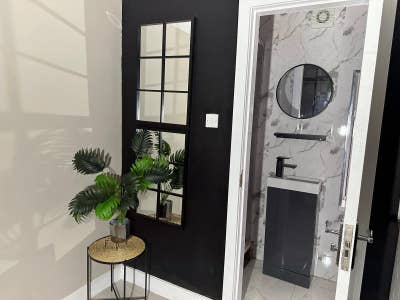 Studio Apartment available  Main Photo