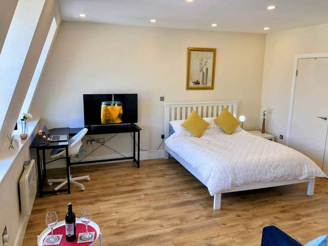 Norwich City Centre Fully Furnished Self Contained Main Photo