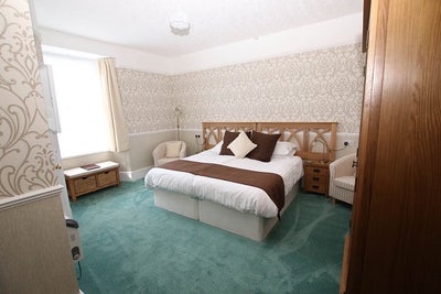 En suite room in rural location Main Photo