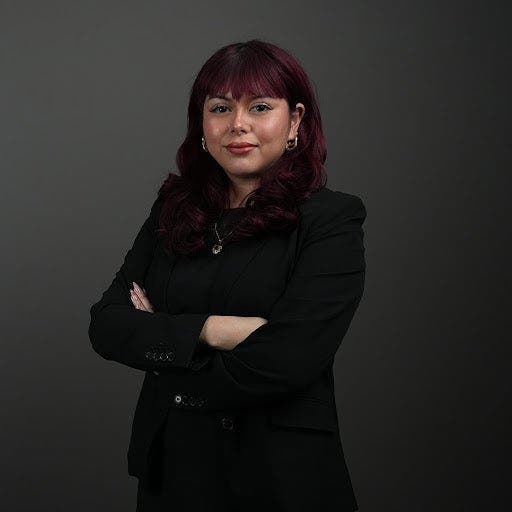 Room for couple and cat  Main Photo