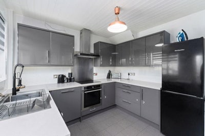 Double room, bills included, Pumpherston Main Photo