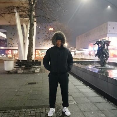 A respectable person  Main Photo